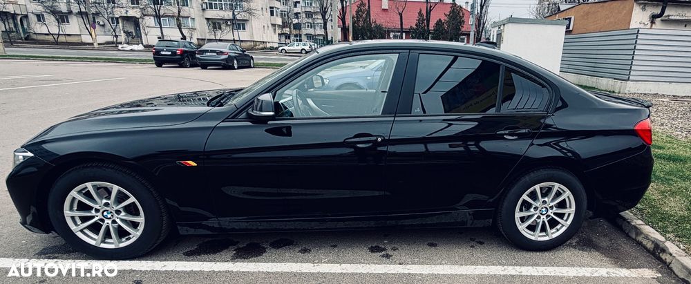 BMW Seria 3 320i - 2