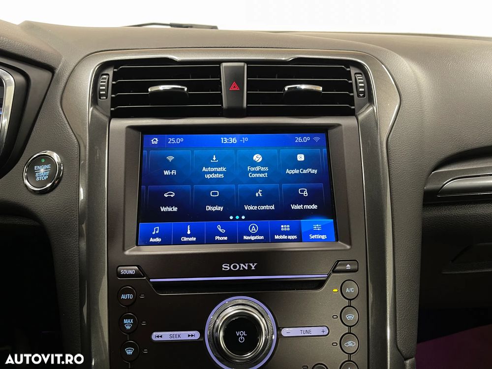 Ford Mondeo 2.0 HEV Titanium - 17