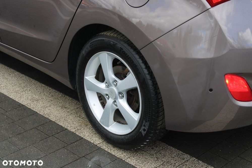 Hyundai i30 - 17