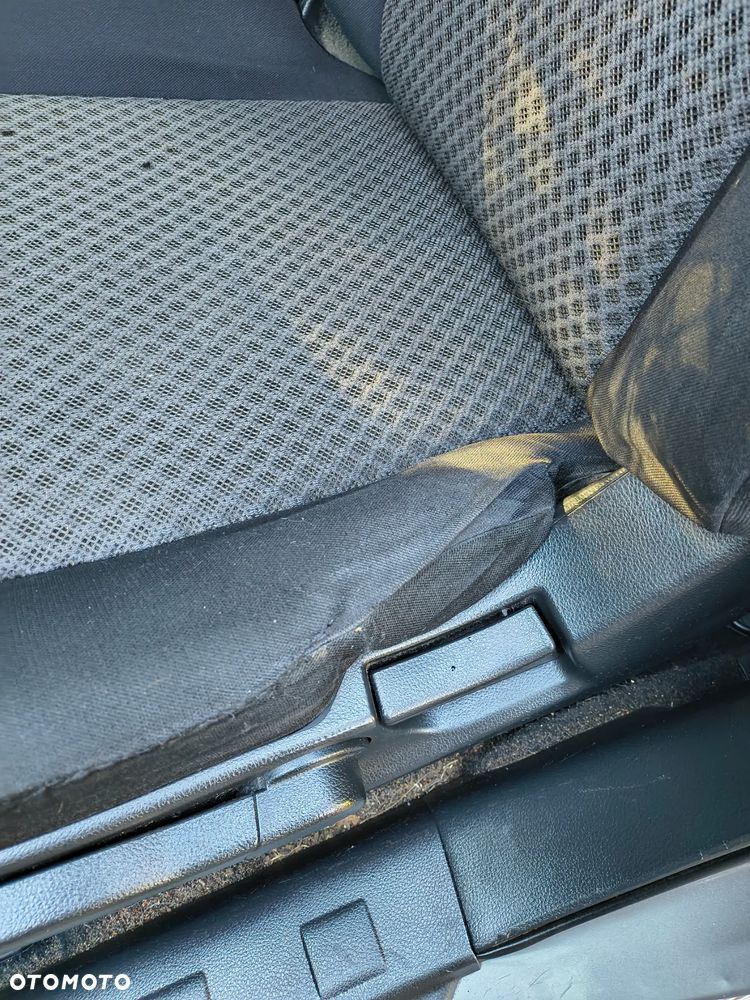 Nissan X-Trail 2.0 dCi LE - 18