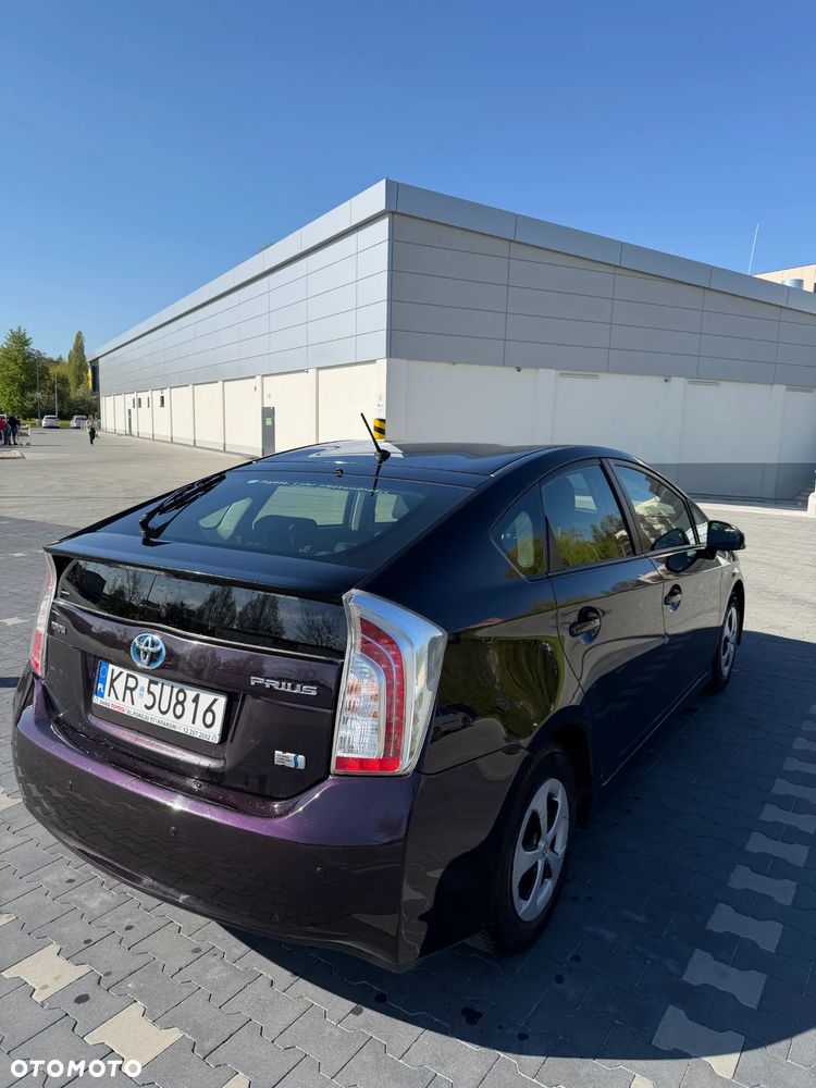 Toyota Prius 1.8 HSD Life - 3