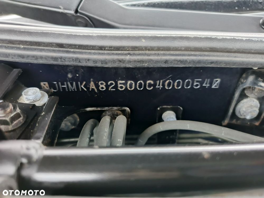 Honda Legend 3.2 - 35