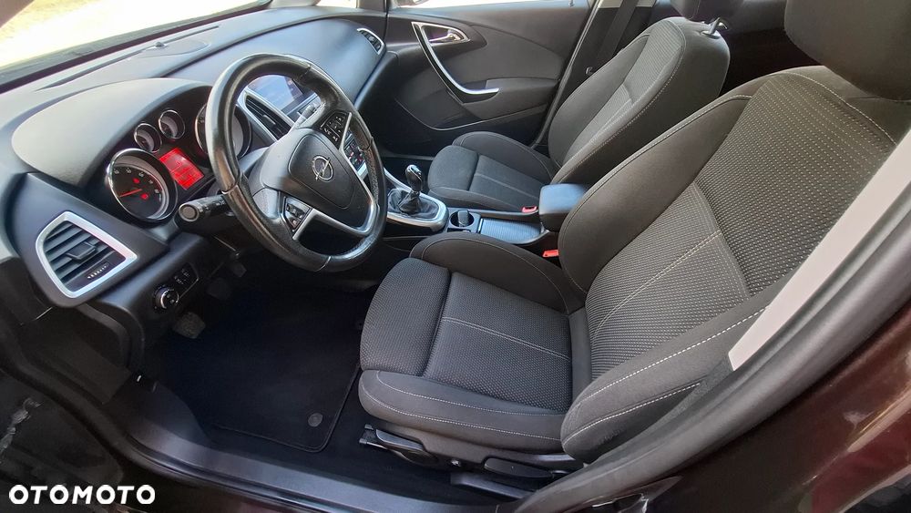 Opel Astra 1.4 T Cosmo S&S - 18