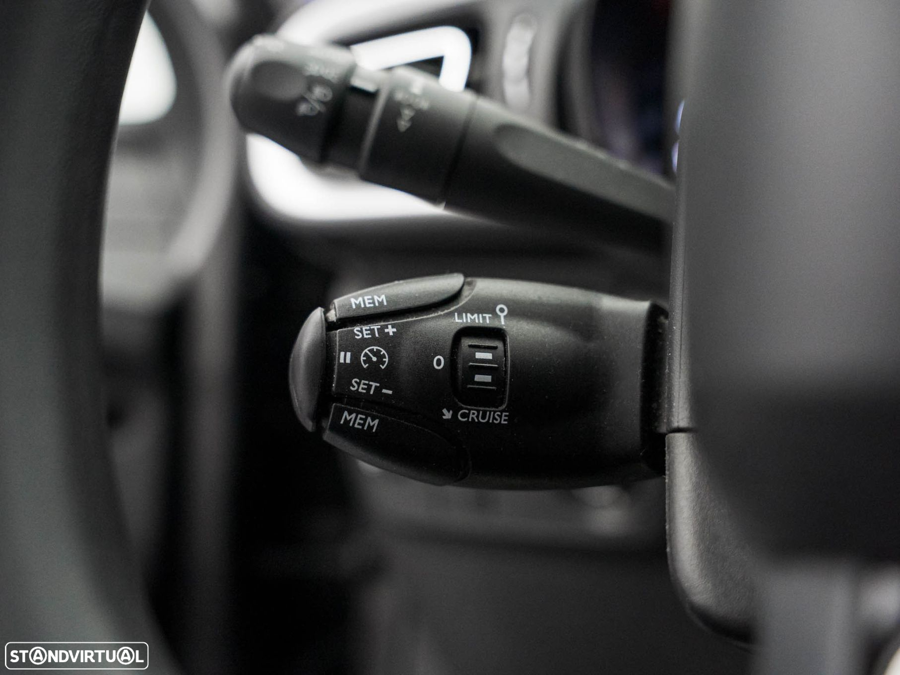 Citroën C3 1.5 BlueHDi Shine Pack - 18