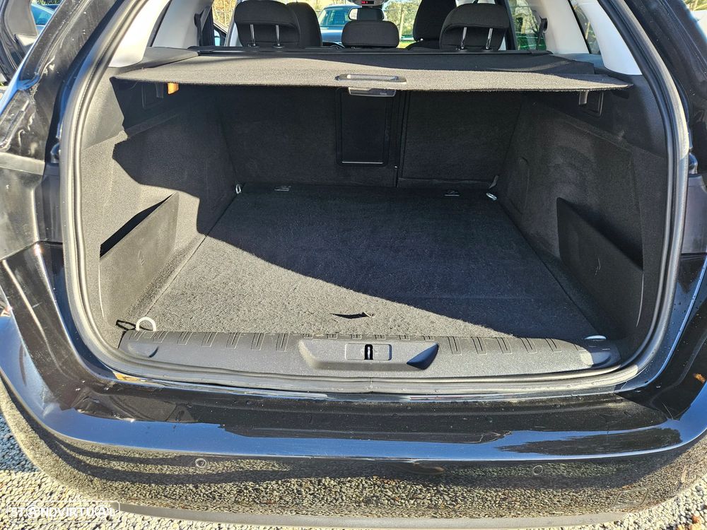 Peugeot 308 SW 1.5 BlueHDi Style - 38