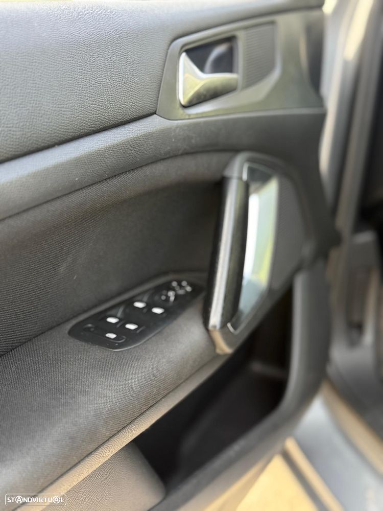 Peugeot 308 1.6 e-HDi Allure J17 - 8