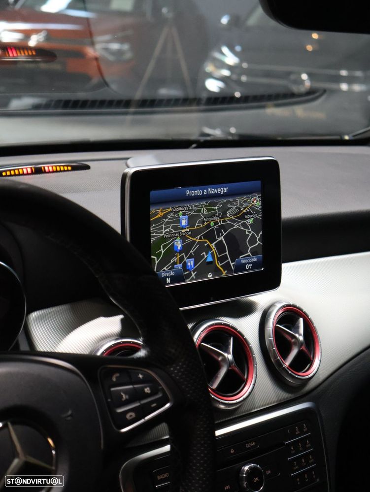 Mercedes-Benz CLA 200 d Shooting Brake Urban - 19