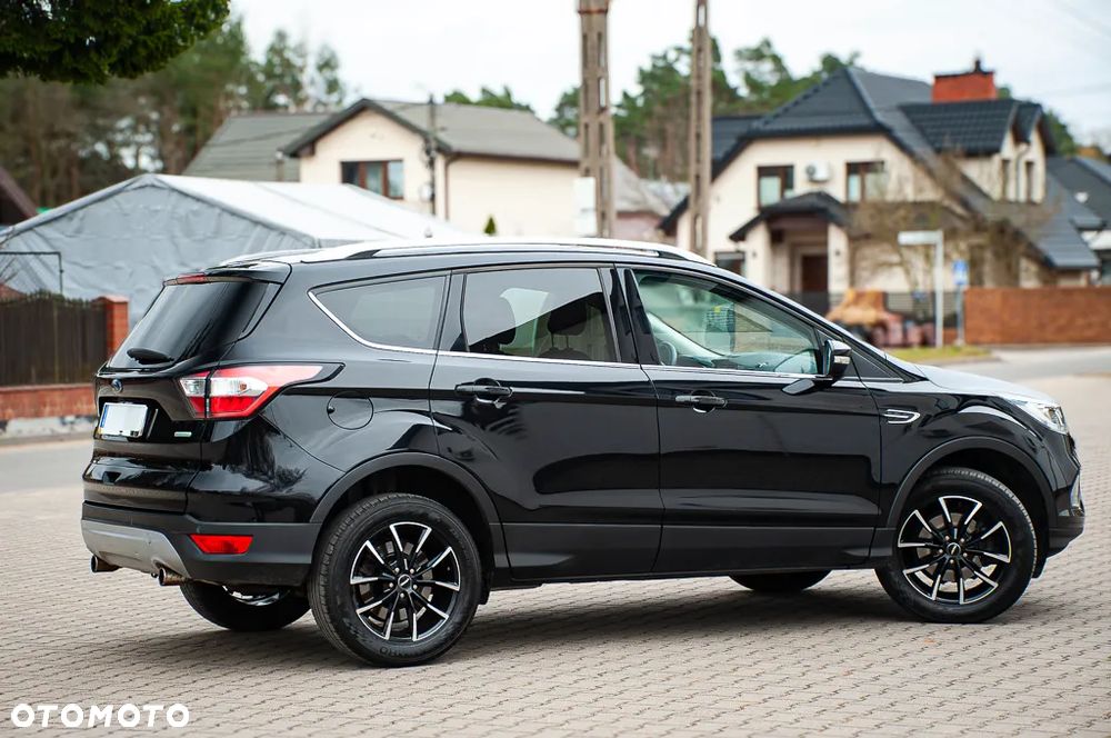 Ford Kuga 1.5 EcoBoost 2x4 Cool & Connect - 23