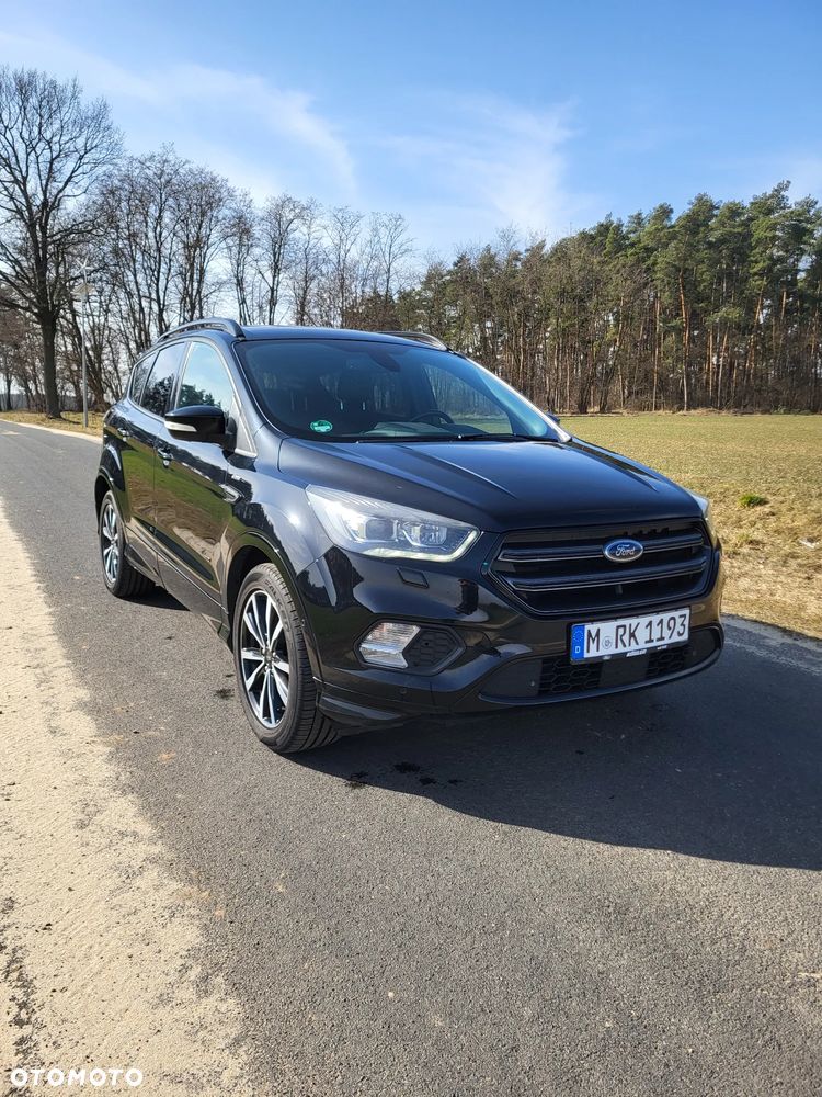 Ford Kuga 2.0 TDCi 4x4 ST-Line - 4
