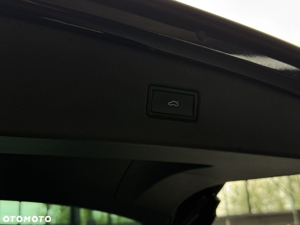 Volkswagen Tiguan 1.5 eTSI Elegance DSG - 21