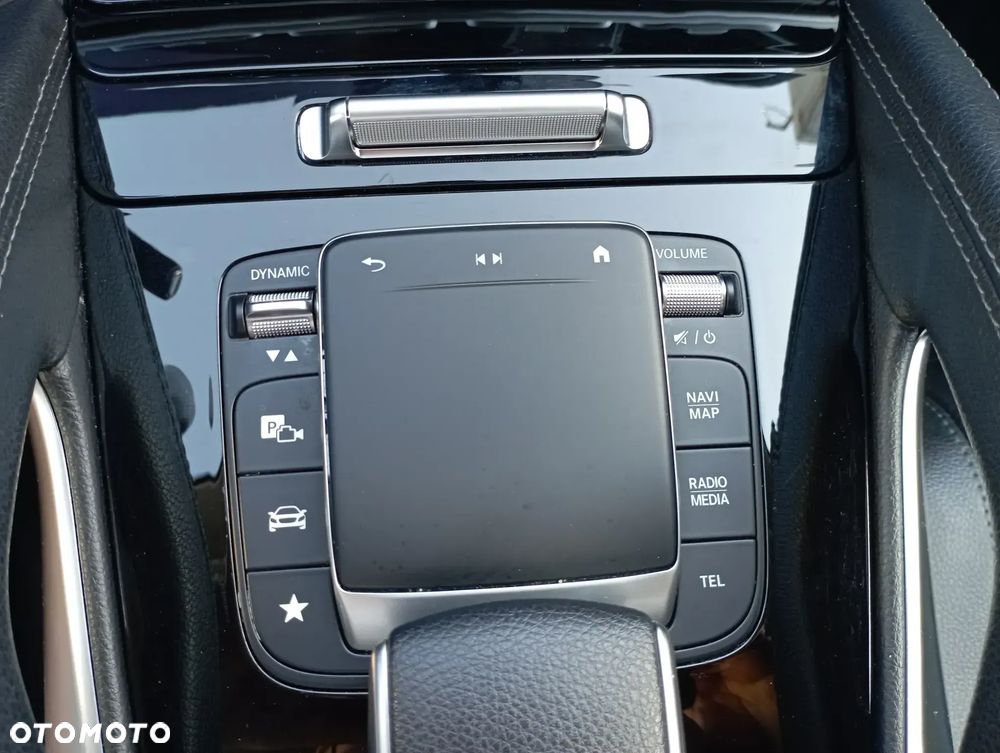 Mercedes-Benz GLE - 25