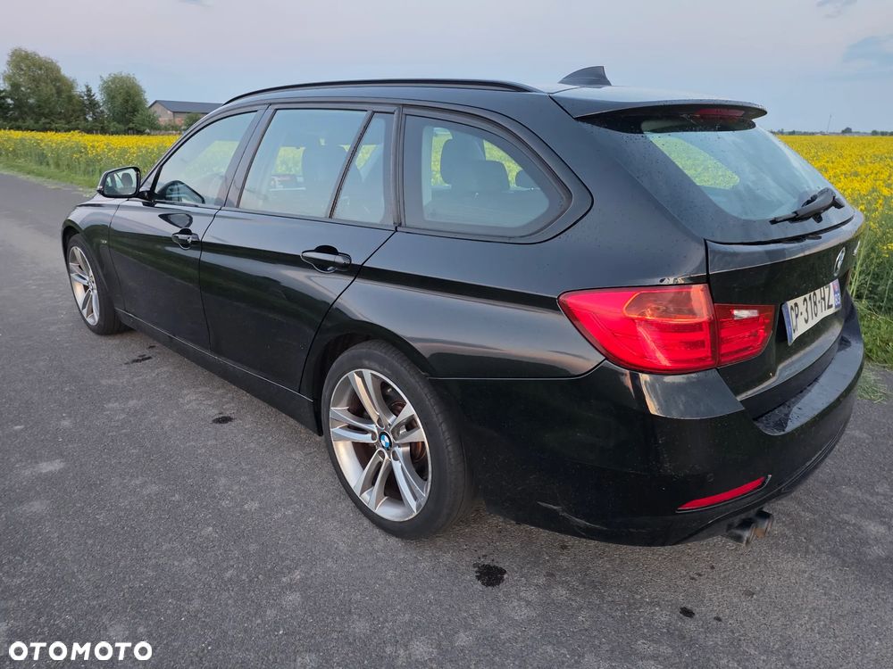 BMW Seria 3 330d Luxury Line - 34