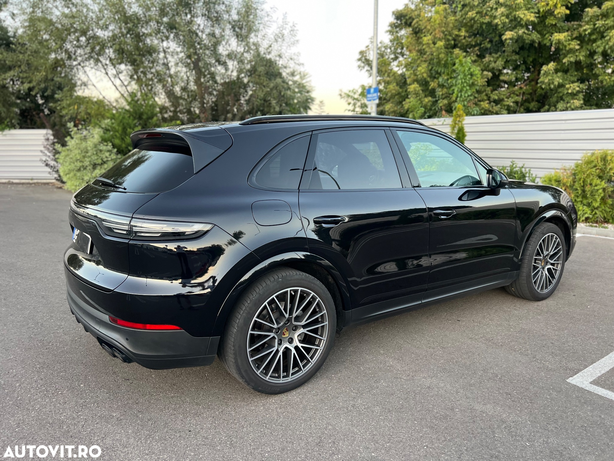 Porsche Cayenne S - 22