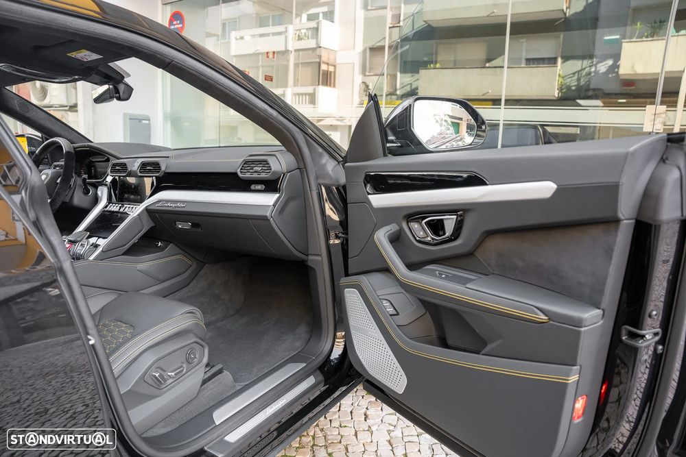 Lamborghini Urus 4.0 V8 - 15