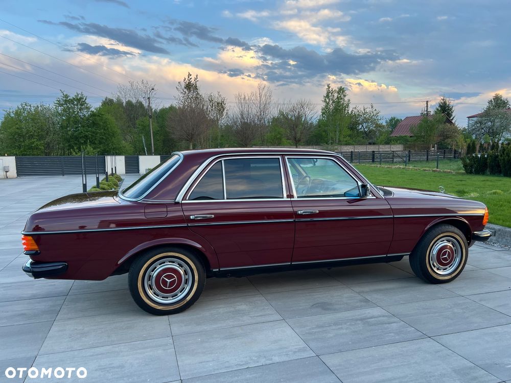 Mercedes-Benz W123 - 8