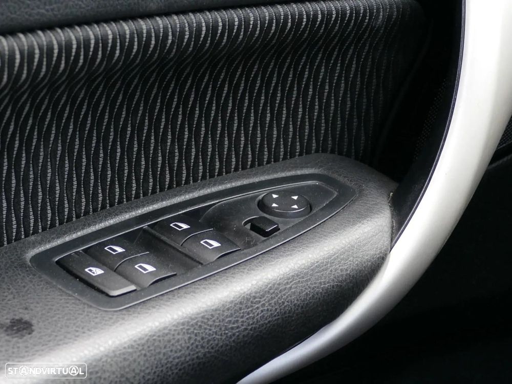 BMW 116 d Advantage - 36