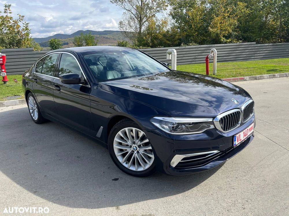 BMW Seria 5 530e Aut. Luxury Line - 1
