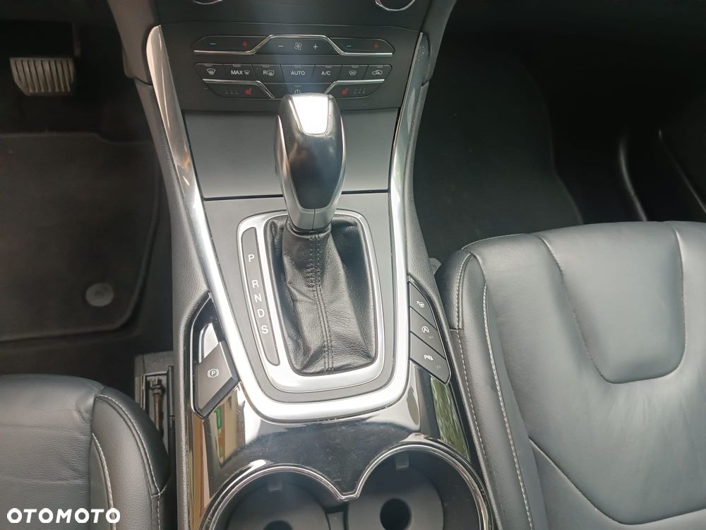 Ford S-Max 2.0 TDCi Bi-Turbo Titanium PowerShift - 14