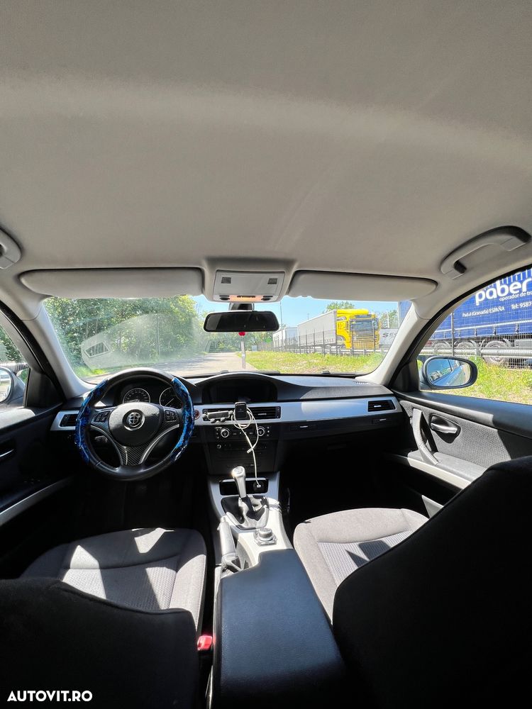 BMW Seria 3 - 12