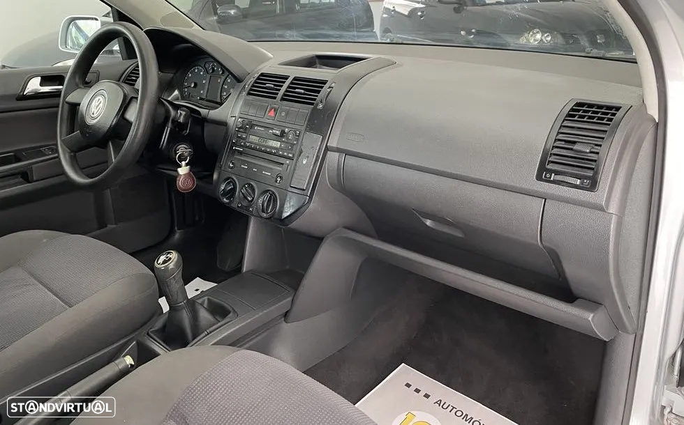 VW Polo 1.2 Confortline AC - 16