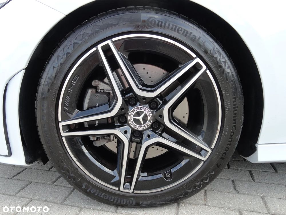 Mercedes-Benz CLA 200 7G-DCT Edition AMG Line - 28