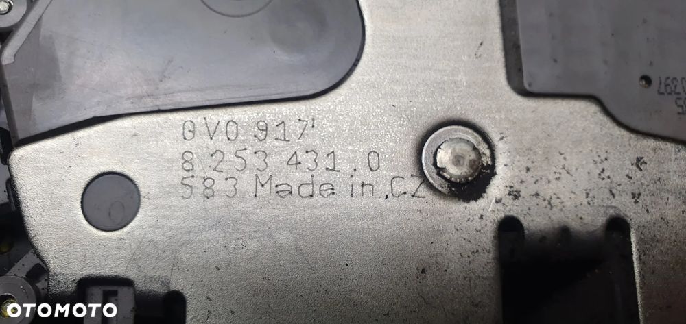 Zamek lewy przód przedni lewy BMW E46 Europa 8253431 - 6