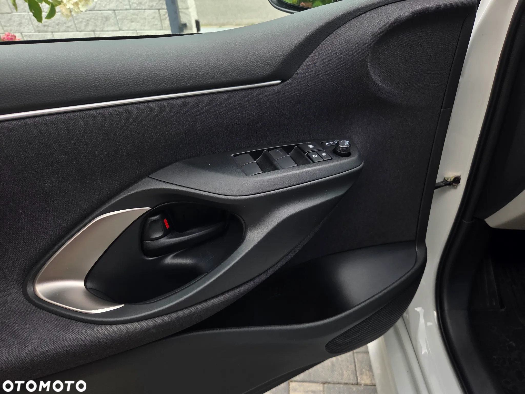Toyota Yaris Hybrid 1.5 Executive - 10