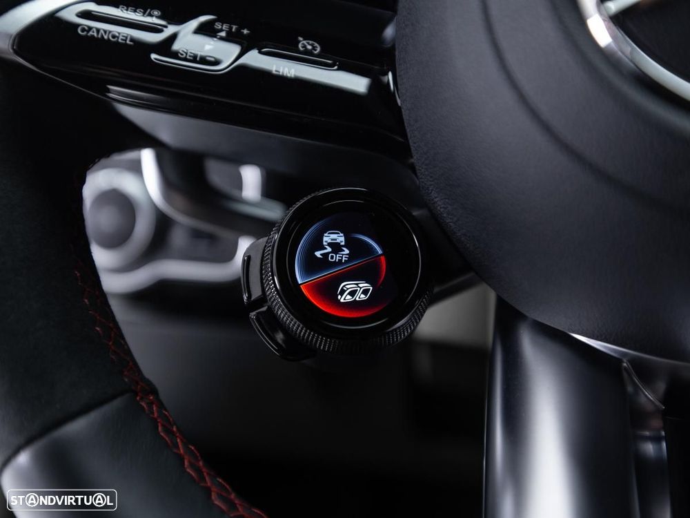 Mercedes-Benz CLA 45 AMG - 33