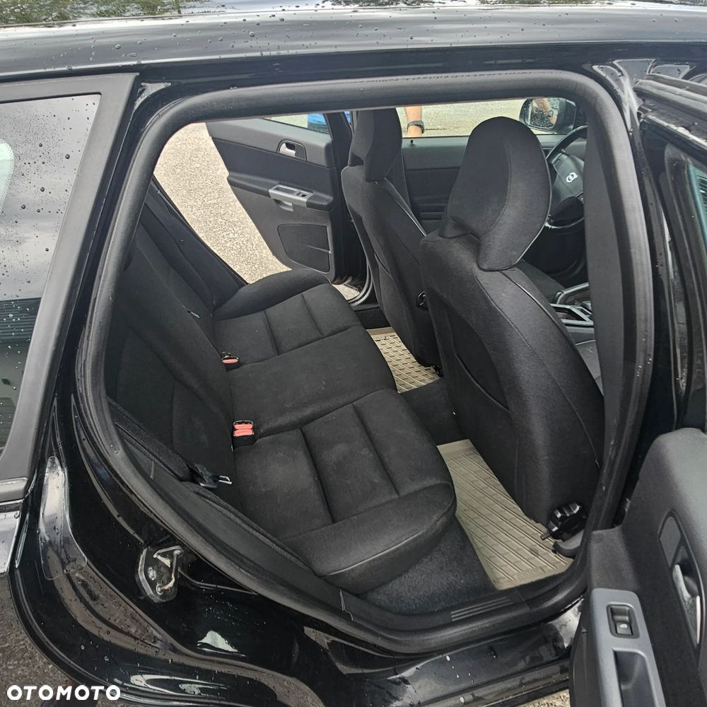 Volvo V50 D3 - 9