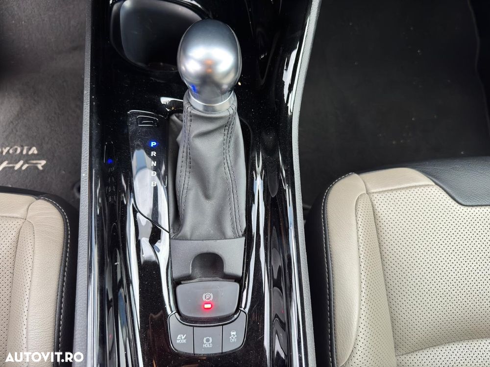 Toyota C-HR 1.8 HSD 122 CP 4x2 CVT C-ult Style bi-tone - 27