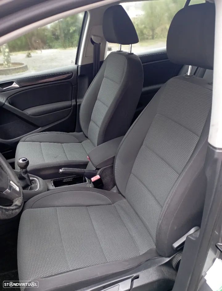 Bancos Frontais e Traseiros VW Golf VI 2010 - 1