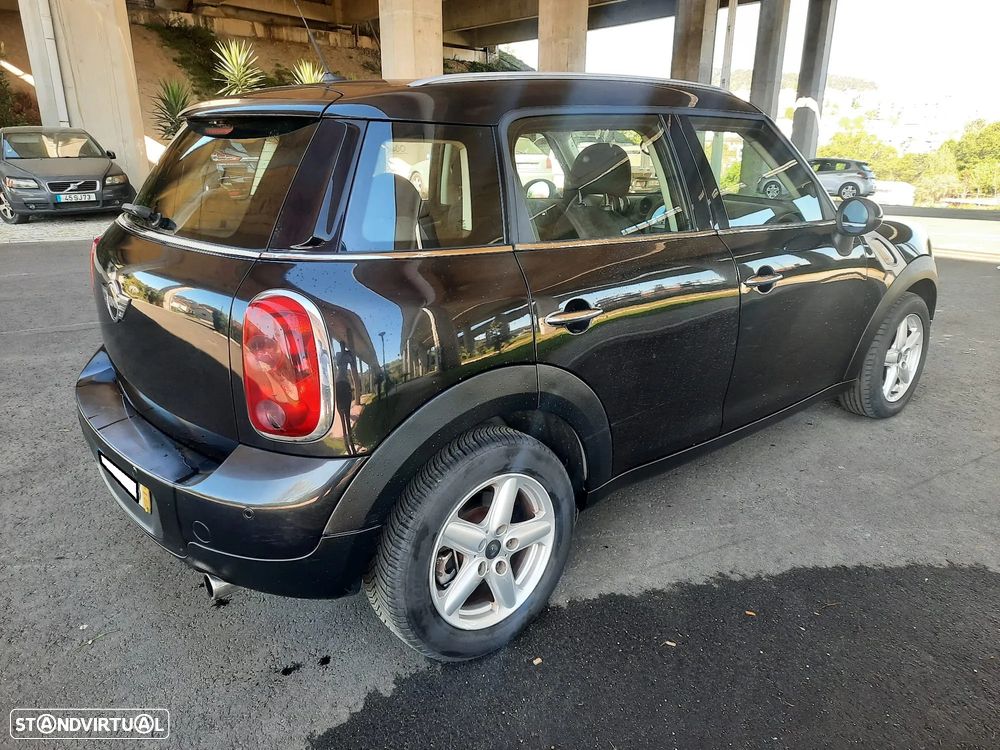 MINI Countryman One D - 2