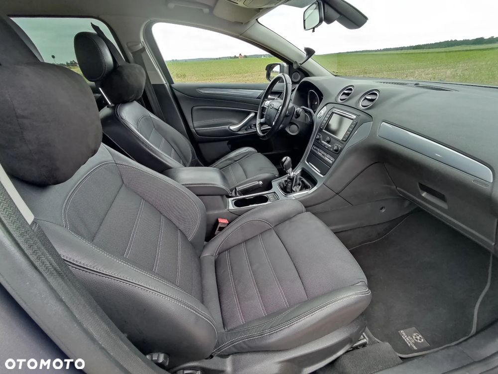 Ford Mondeo 2.0 TDCi Champions Edition - 27