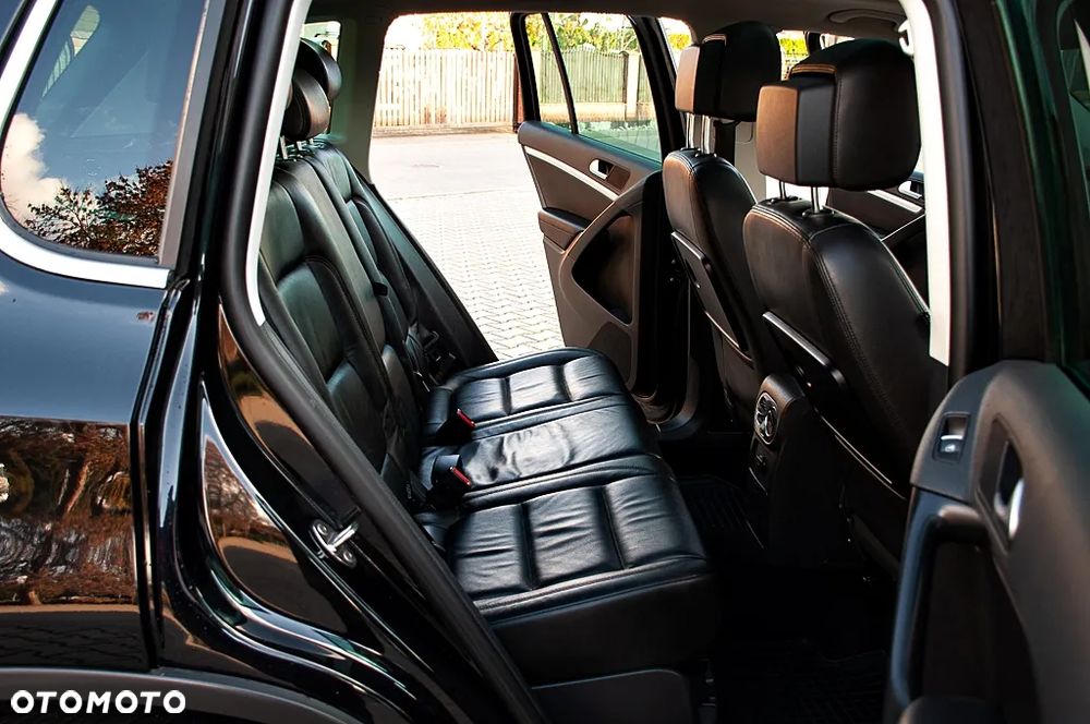 Volkswagen Tiguan 2.0 TDI DPF 4Motion BlueMotion Technology DSG Exclusive - 33