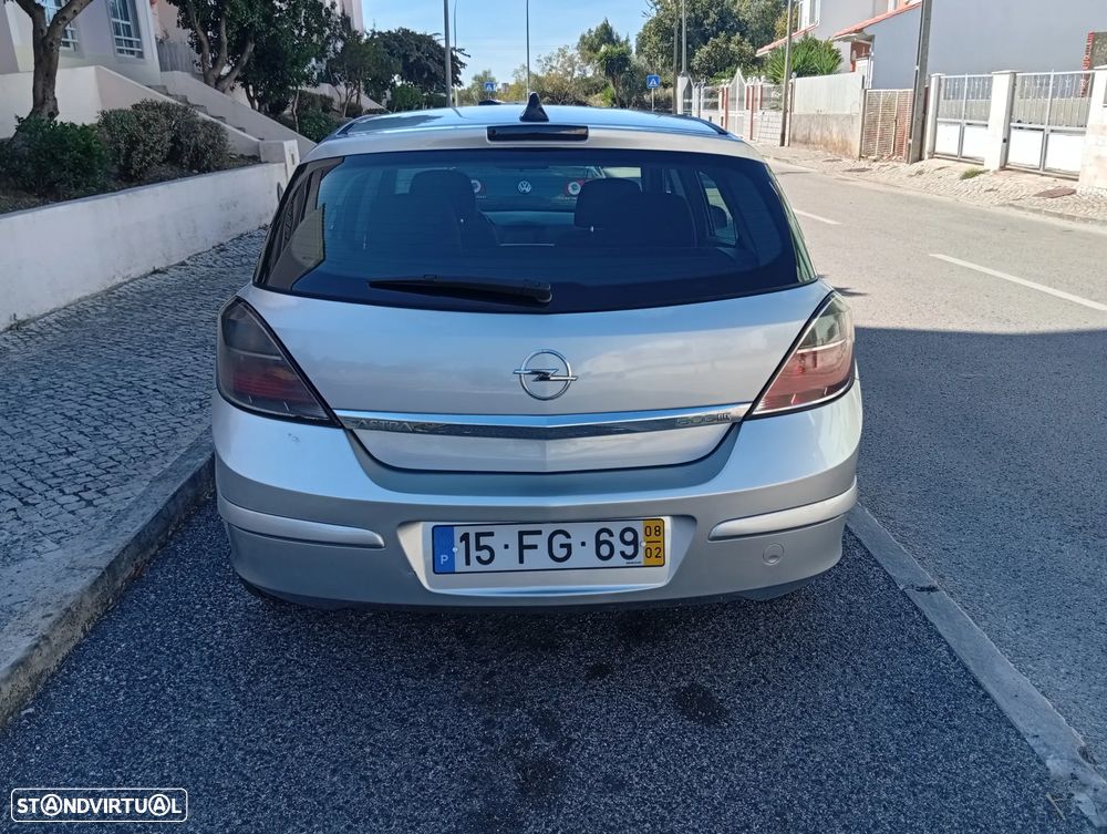 Opel Astra 1.3 CDTi Enjoy EcoFLEX - 4