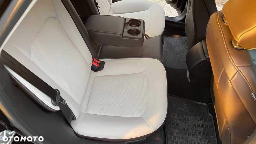 Ford Fusion - 11