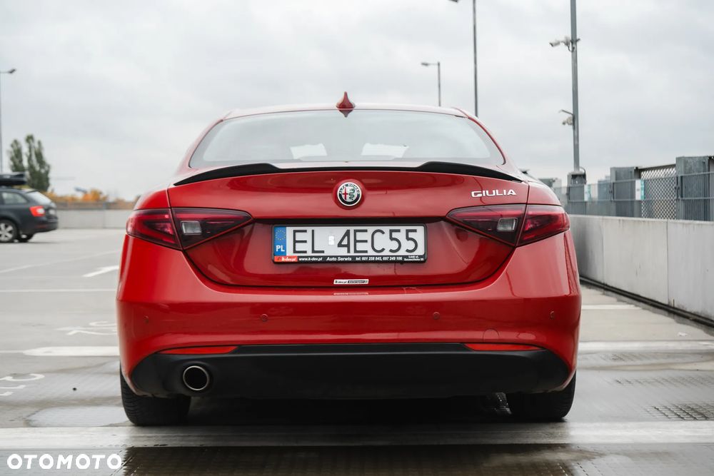 Alfa Romeo Giulia 2.2 D Turbo - 19