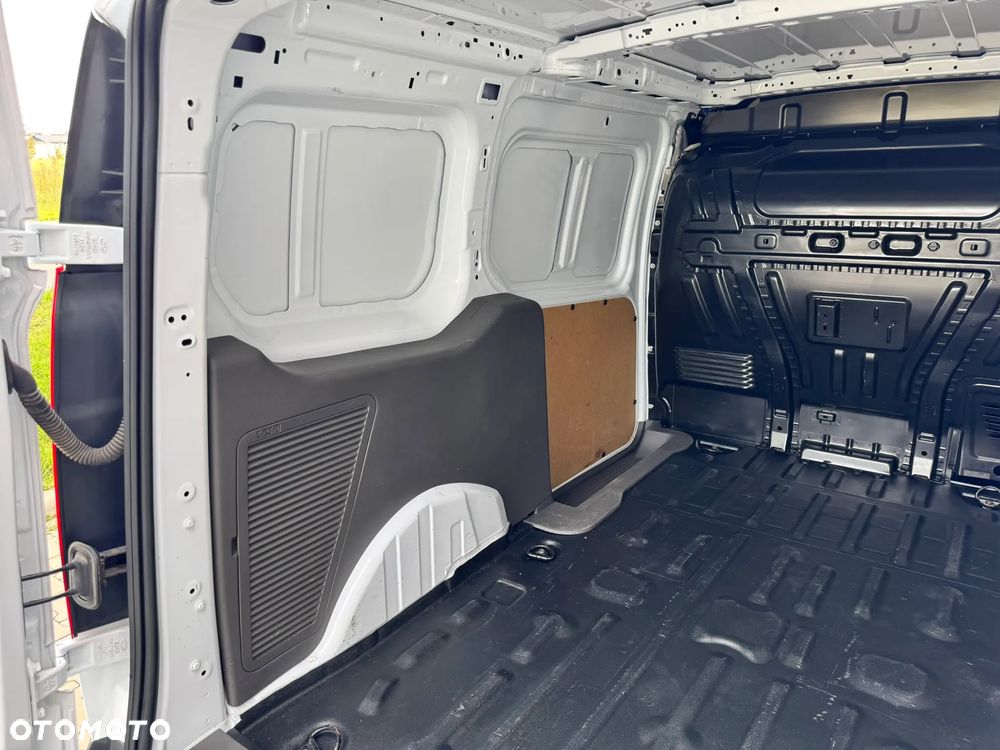 Ford Transit Connect - 26