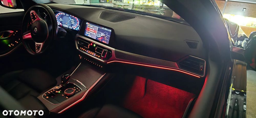 BMW Seria 3 330e M Sport - 18