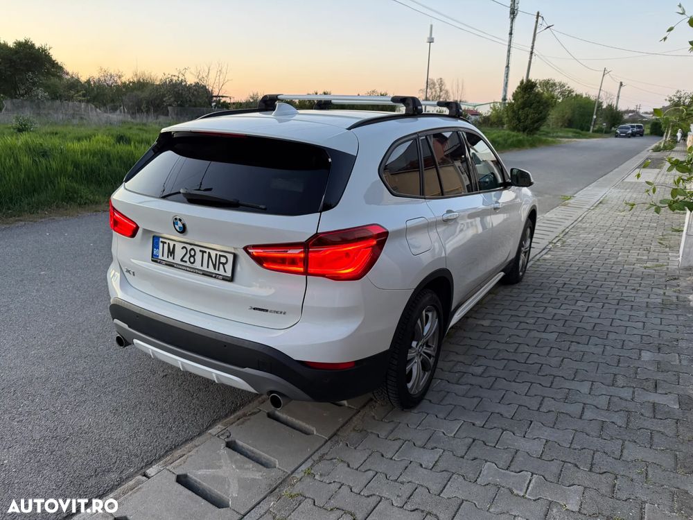 BMW X1 xDrive20i Aut. - 10