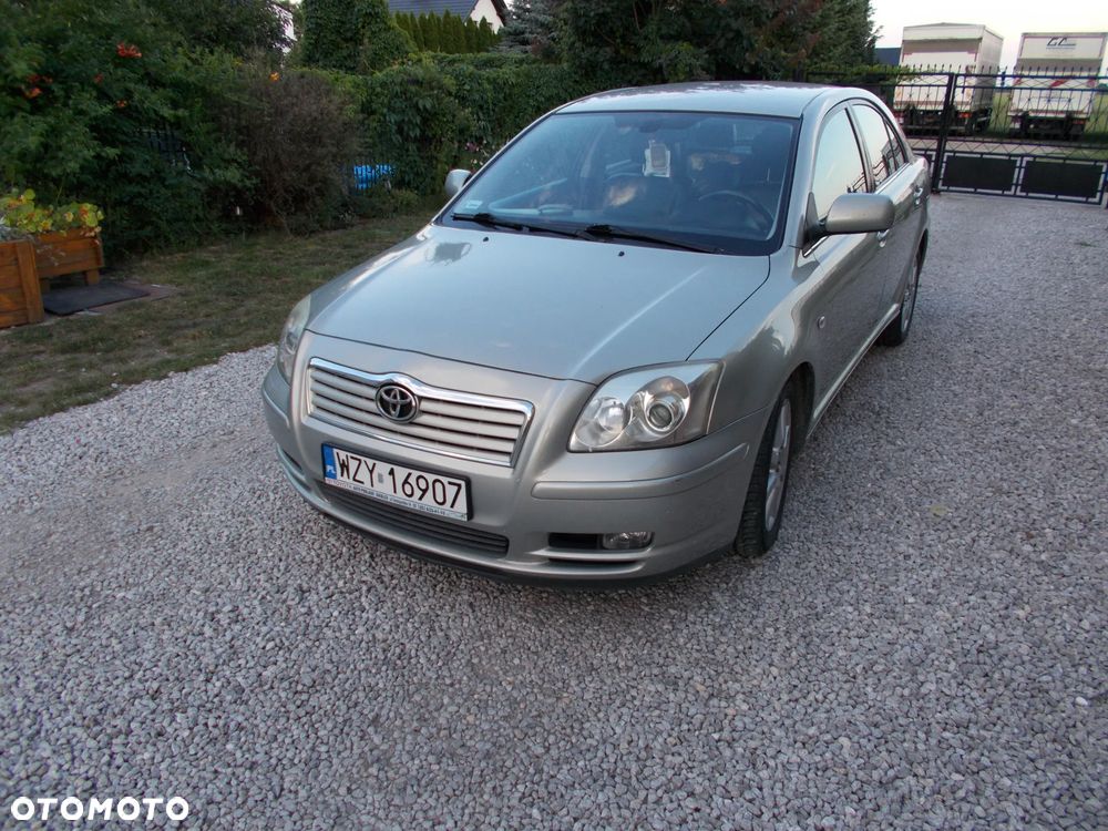 Toyota Avensis 2.0 D-4D Sol - 14