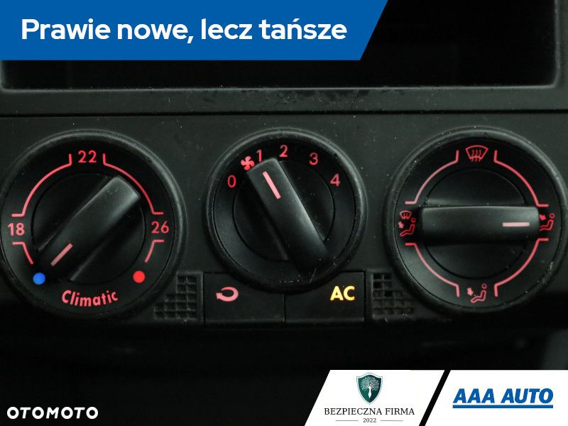 Volkswagen Polo - 12