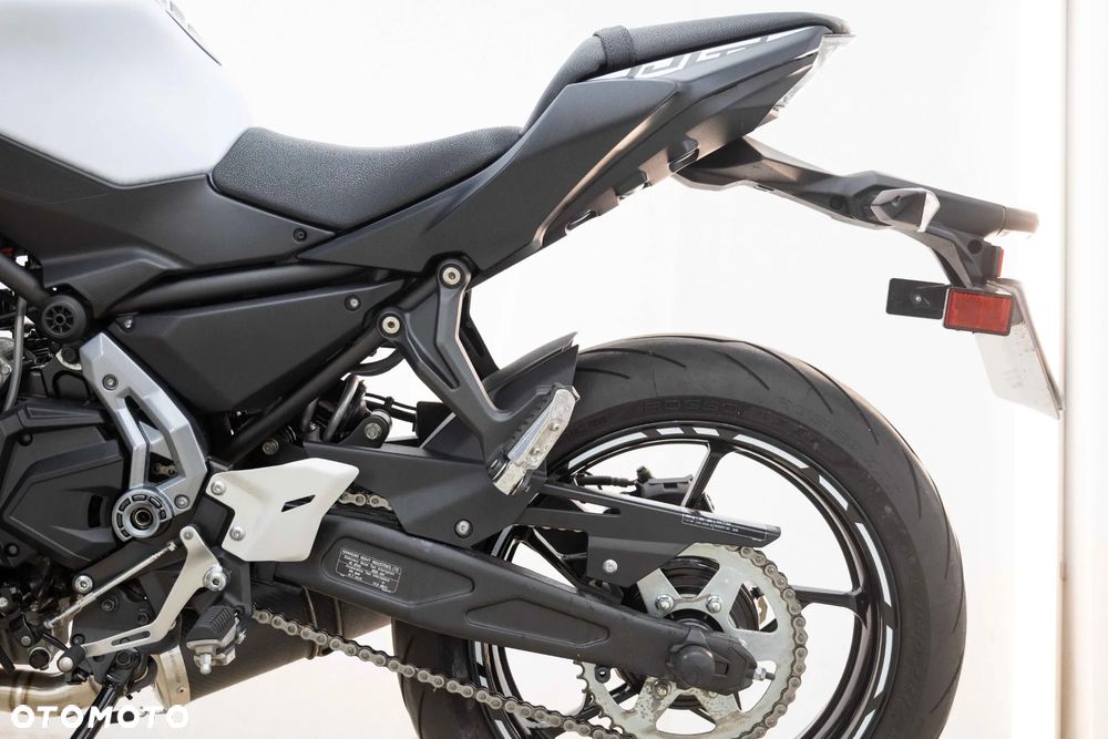 Kawasaki Z 650 - 14