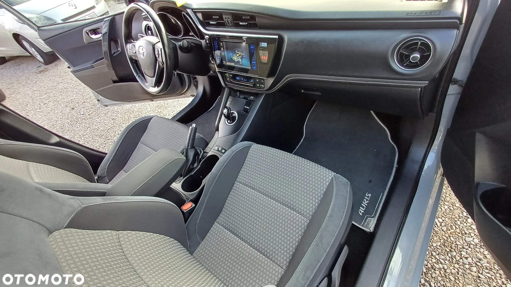 Toyota Auris 1.8 VVT-i Hybrid Automatik Executive - 13