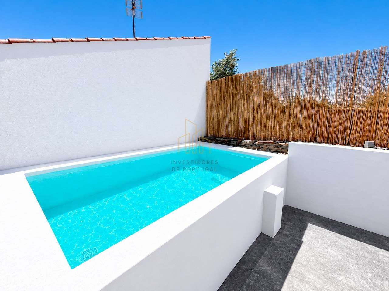 Moradia T1 Montejuntos com piscina - Grande imagem: 3/14