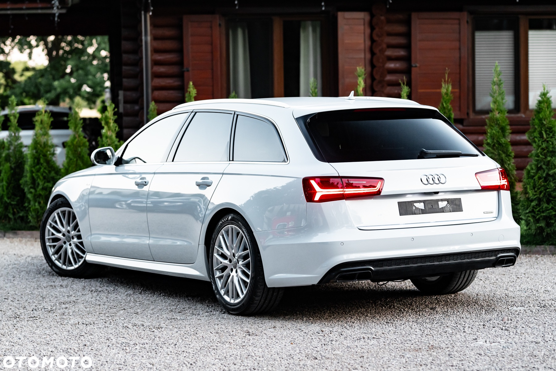 Audi A6 Avant 3.0 TDI quattro S tronic - 10