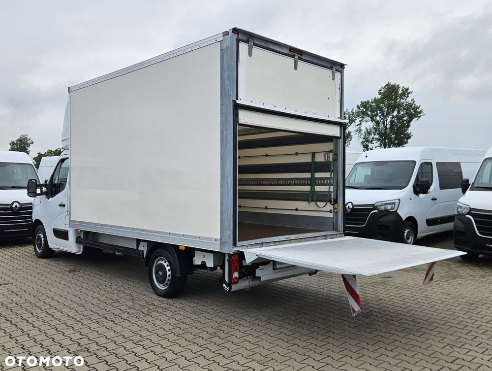 Renault Master Kontener 8 ePAL *114999zł NETTO*  Winda 750kg 2.3 dCi/145KM - 15