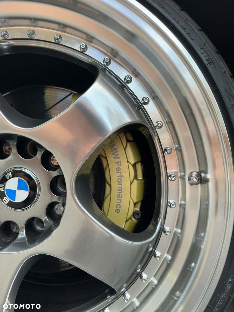 BMW Seria 3 330i - 28