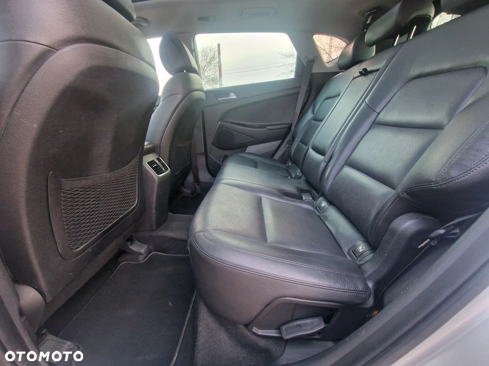 Hyundai Tucson 2.0 CRDI Tour de Pologne 4WD - 16