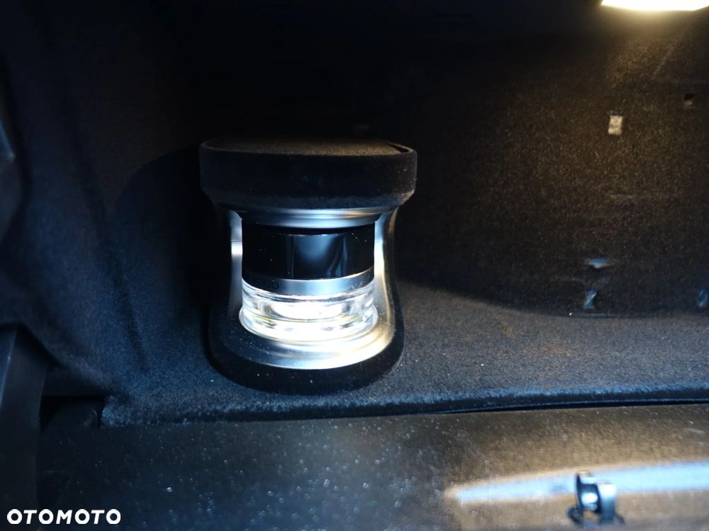 Mercedes-Benz Klasa E AMG 53 4Matic AMG Speedshift 9G-TCT - 34